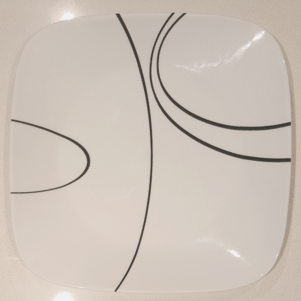SOLD Corelle Tableware Dinner Plates x4